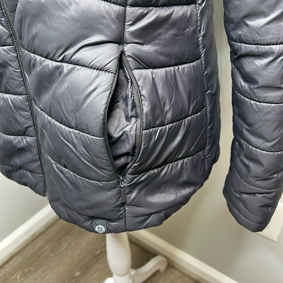Mondetta Outdoor Project  Zip Up Puffer Jacket (Size Medium) - Picture 5 of 13